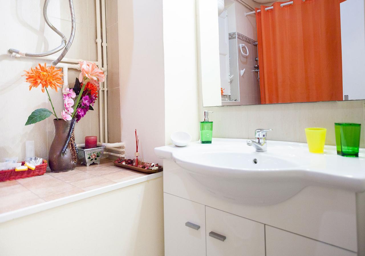 Camera Matrimoniale con Terrazza e Bagno Privato