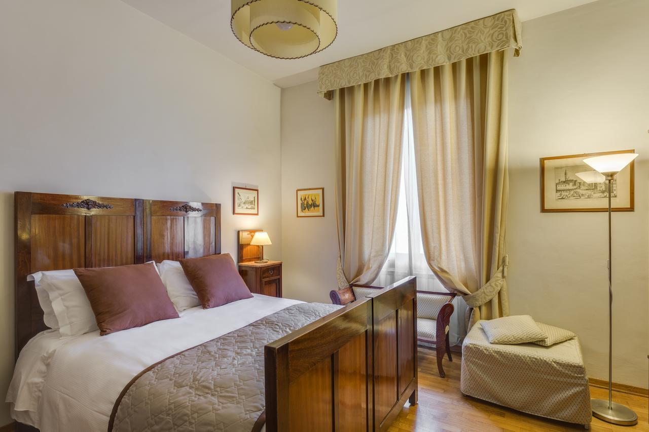 Standard Double or Twin Room,559321575:JPEG