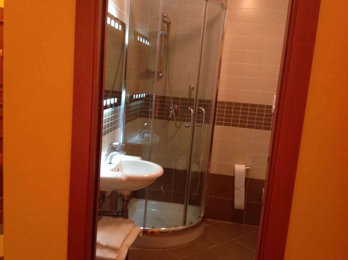 Camera Matrimoniale con Bagno Privato