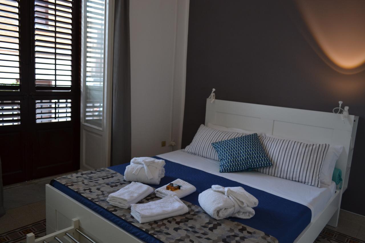 Double Room with Balcony,596423082:JPEG