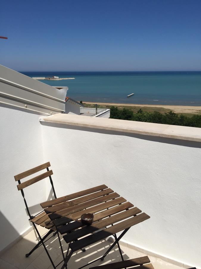 Camera Matrimoniale Deluxe con Balcone e Vista Mare