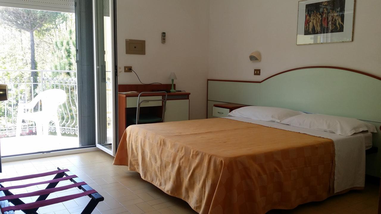 Standard Double or Twin Room with Balcony,608897584:JPEG