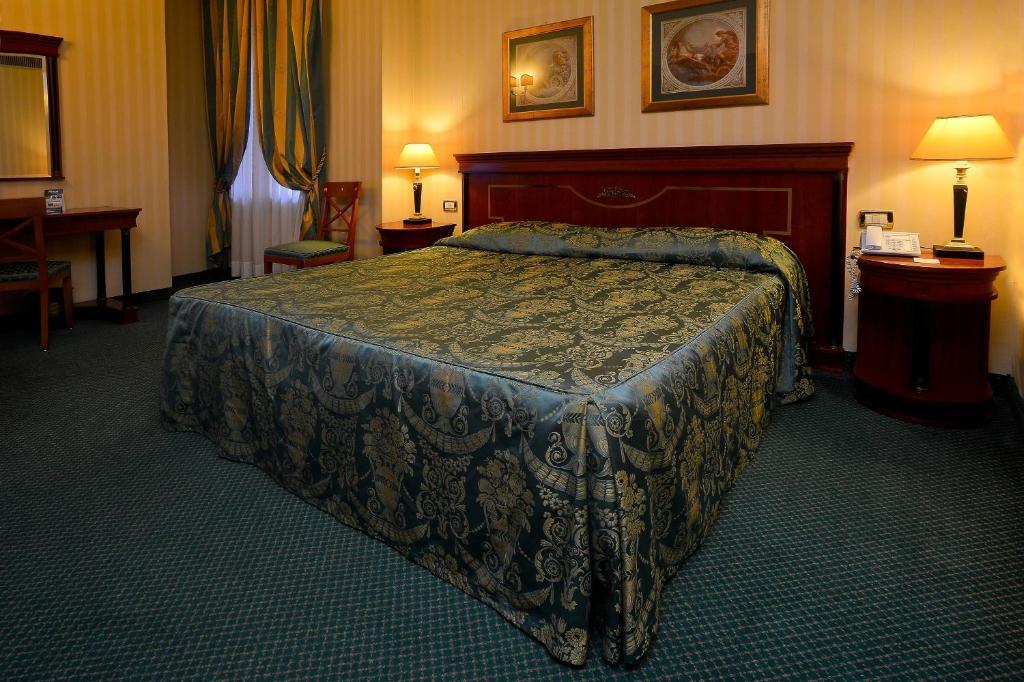 Camera Matrimoniale con Letto Supplementare