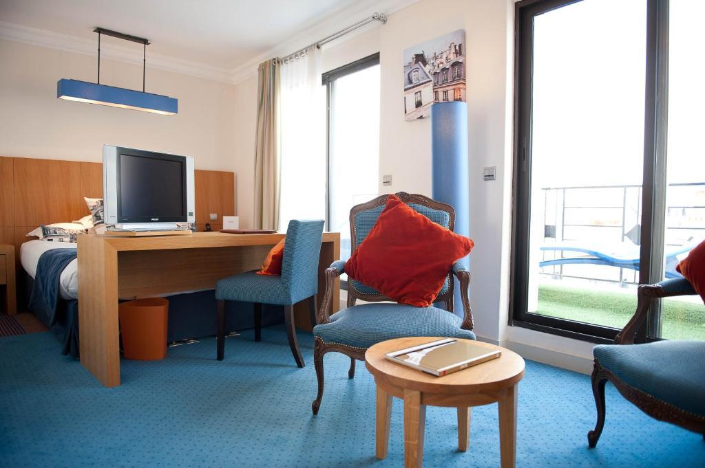 Deluxe Double Room with Balcony,1215011074:JPEG