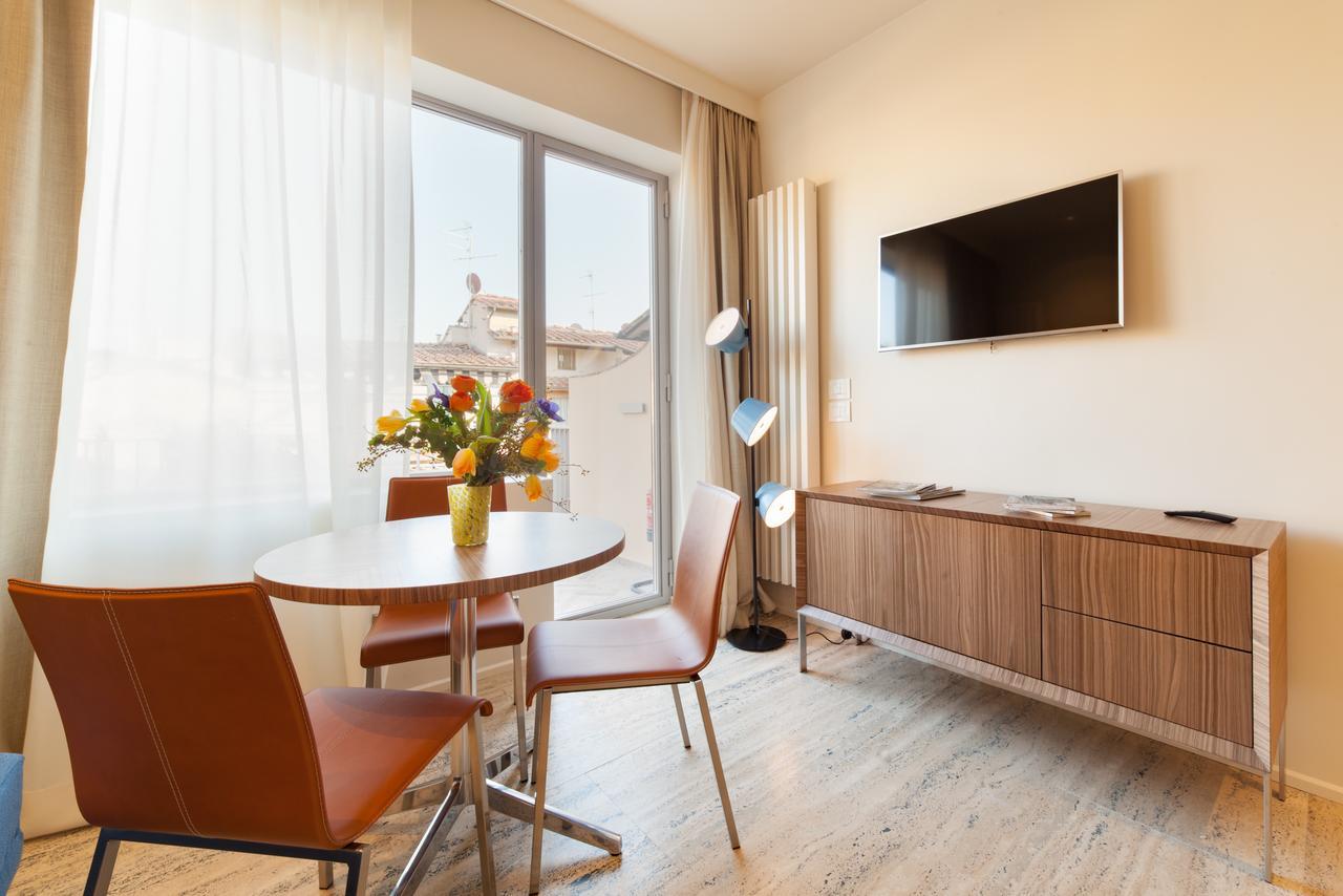 Junior Suite with Terrace - Split Level,630675039:JPEG