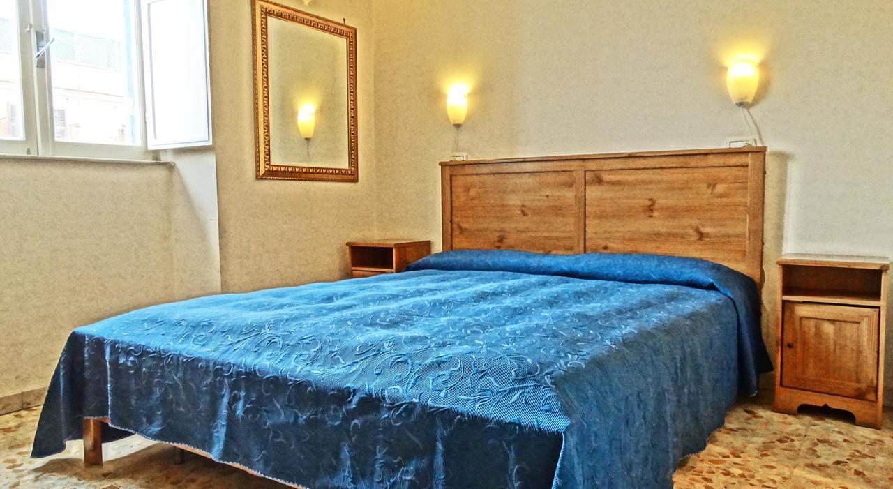 Double Room,639232590:JPEG
