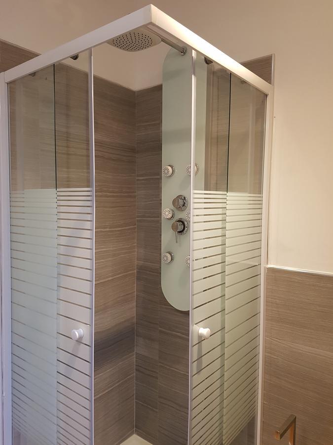 Quadruple Room with Private Bathroom,1498912474:JPEG
