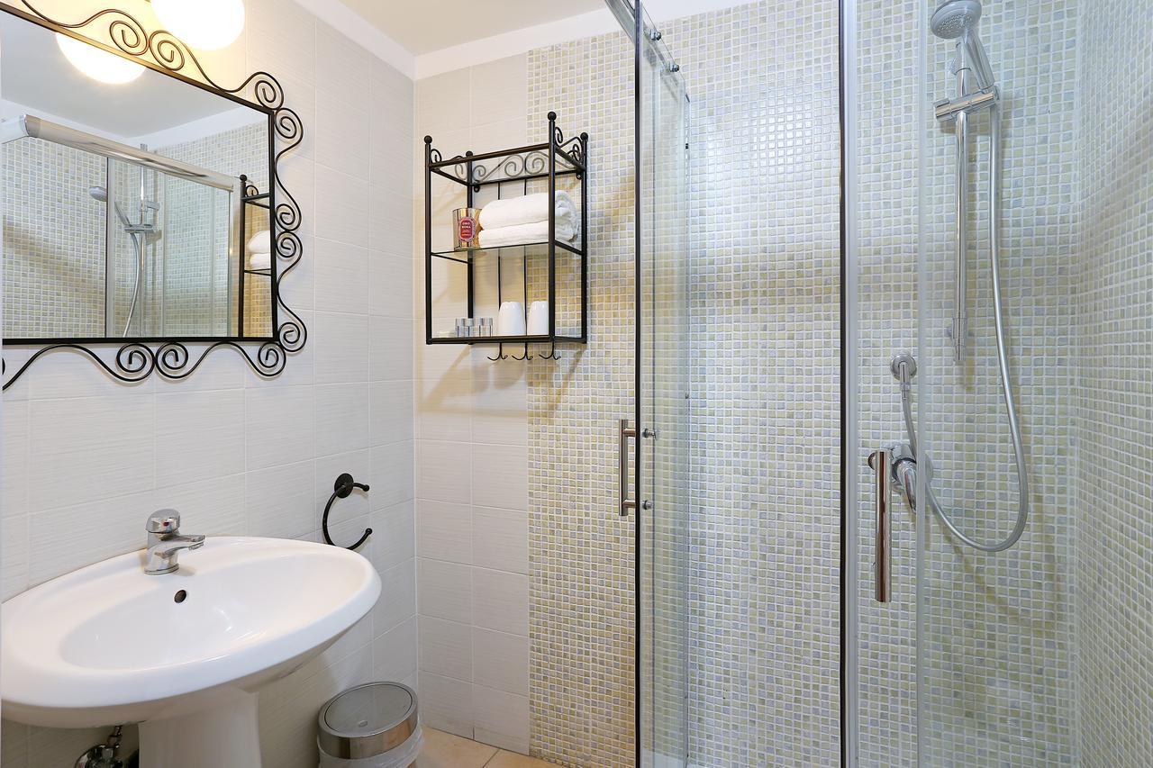 Suite con 2 Camere da Letto