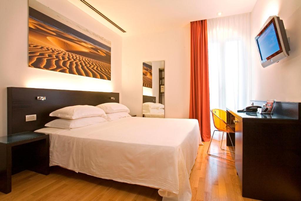 Double Room,705220306:JPEG
