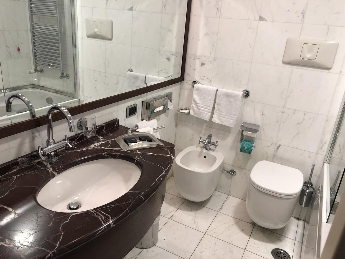 Double or Twin Room,670195203:JPEG