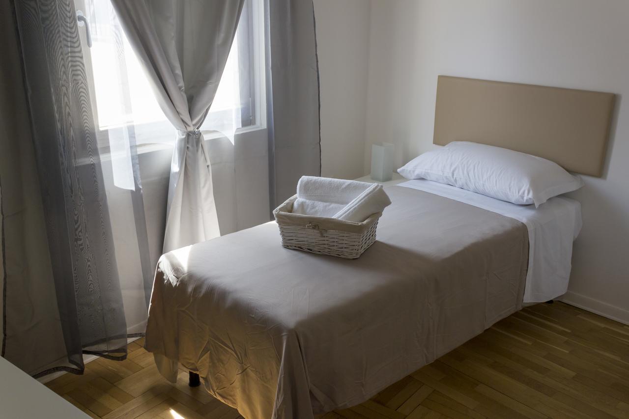 Camera Singola con Bagno Privato Esterno