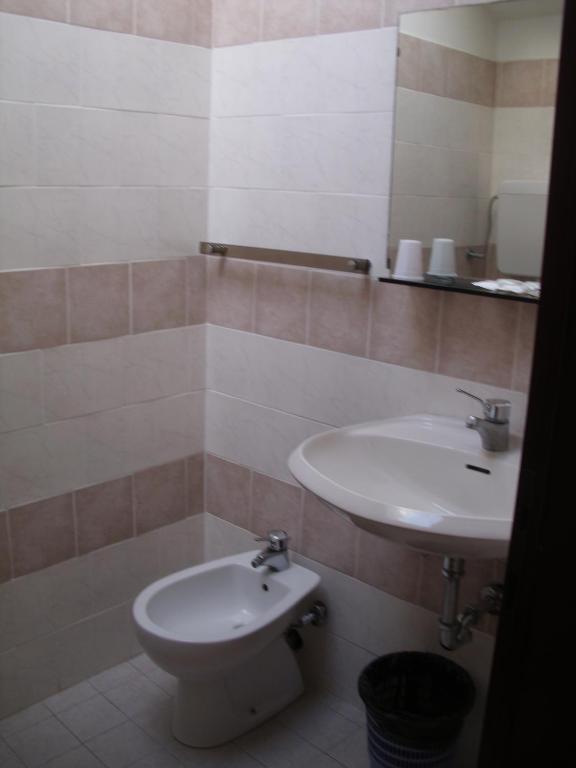 Triple Room,215394998:JPEG