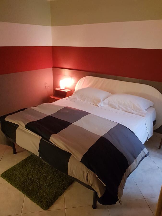 Single Room with Shared Bathroom,666193401:JPEG