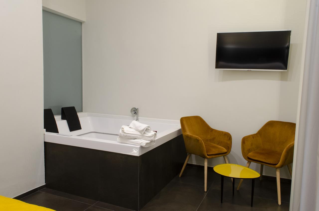 Queen Room with Spa Bath,668762202:JPEG