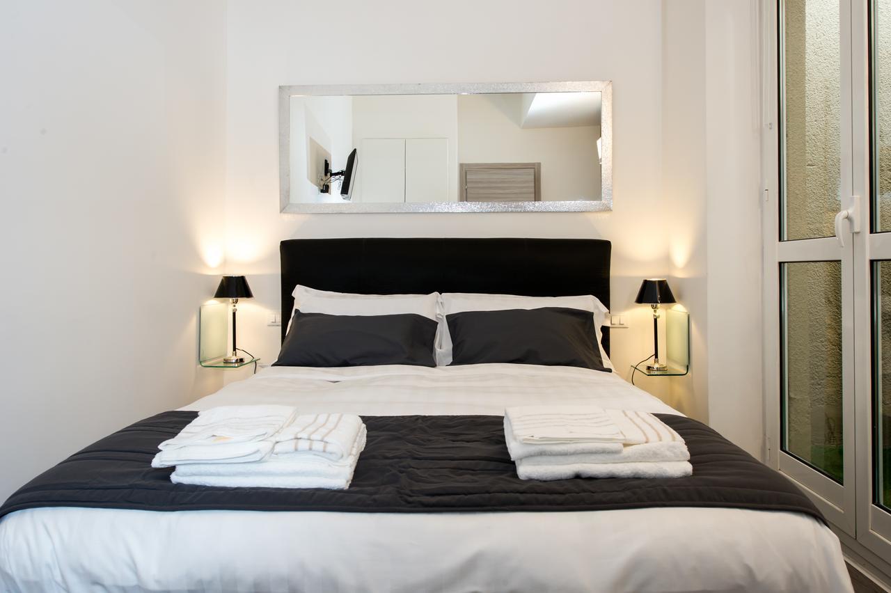 Double Room with Patio,715472470:JPEG