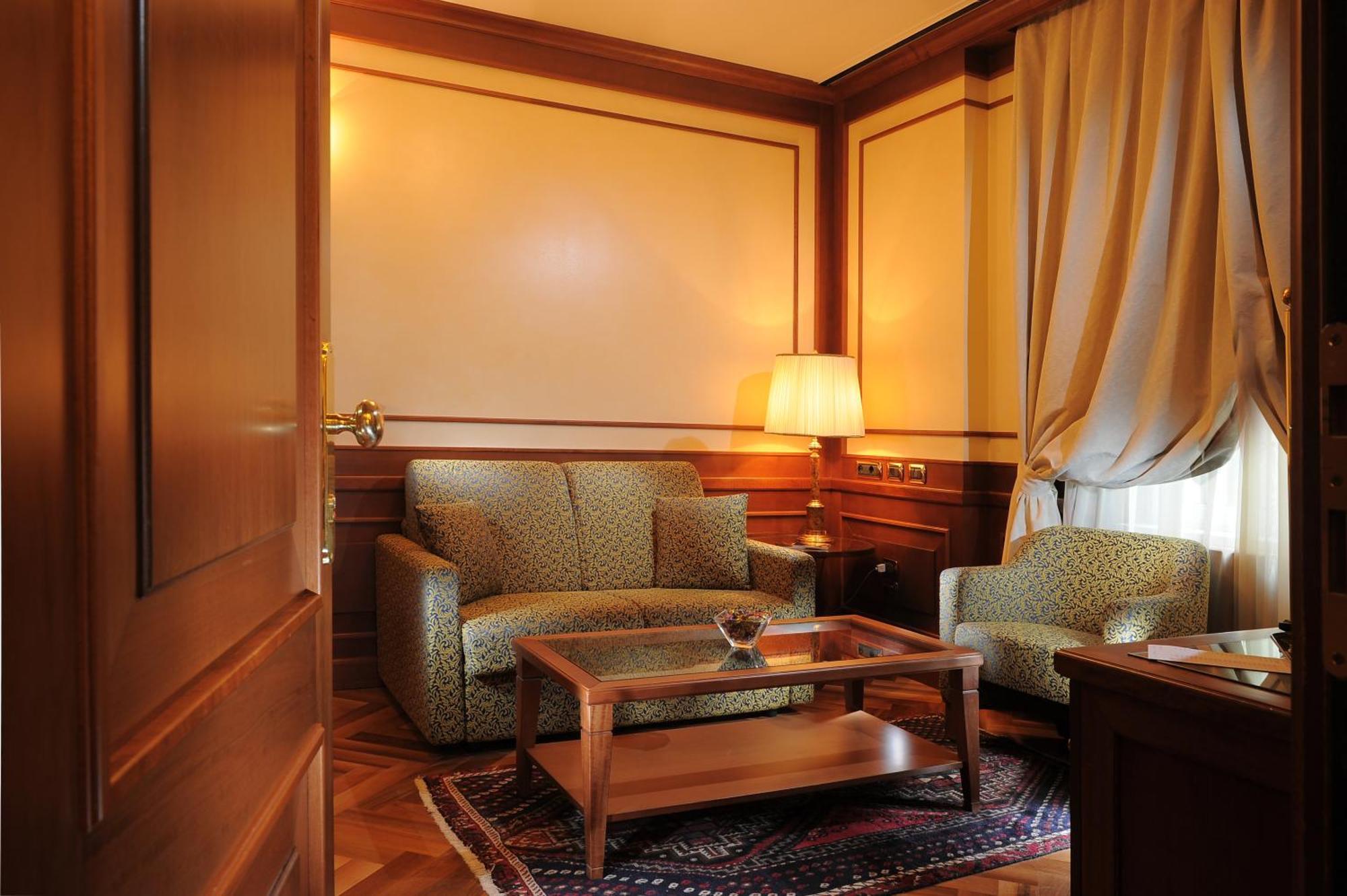 Junior Suite,1209265807:JPEG