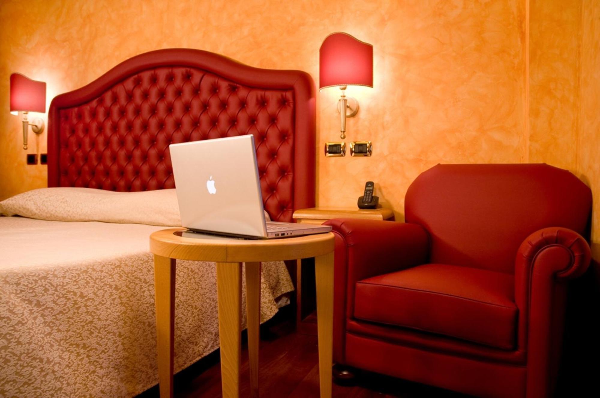 Deluxe Double Room with Spa Access,971952430:JPEG