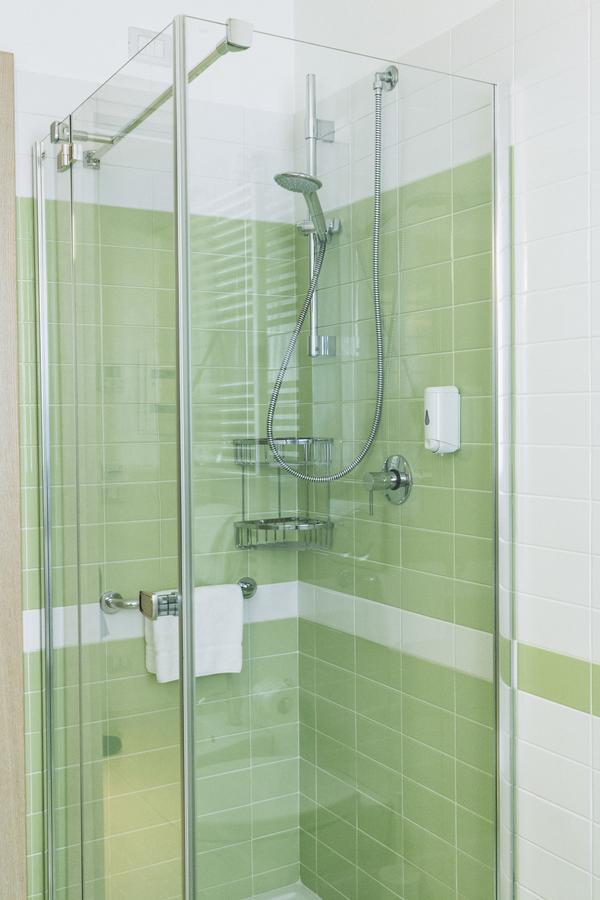 Superior Single Room,1216050157:JPEG