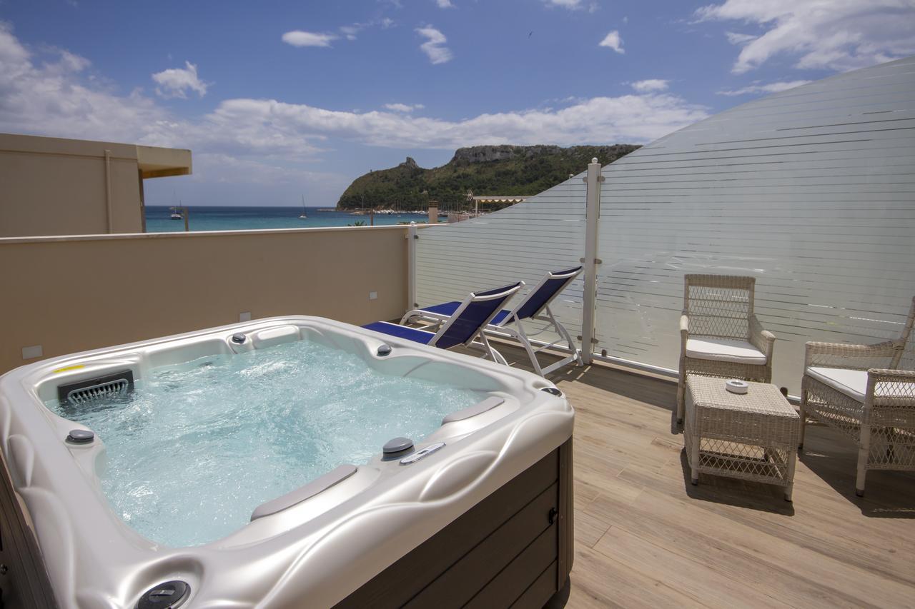 Deluxe Double Room Sea View Hot Tub
