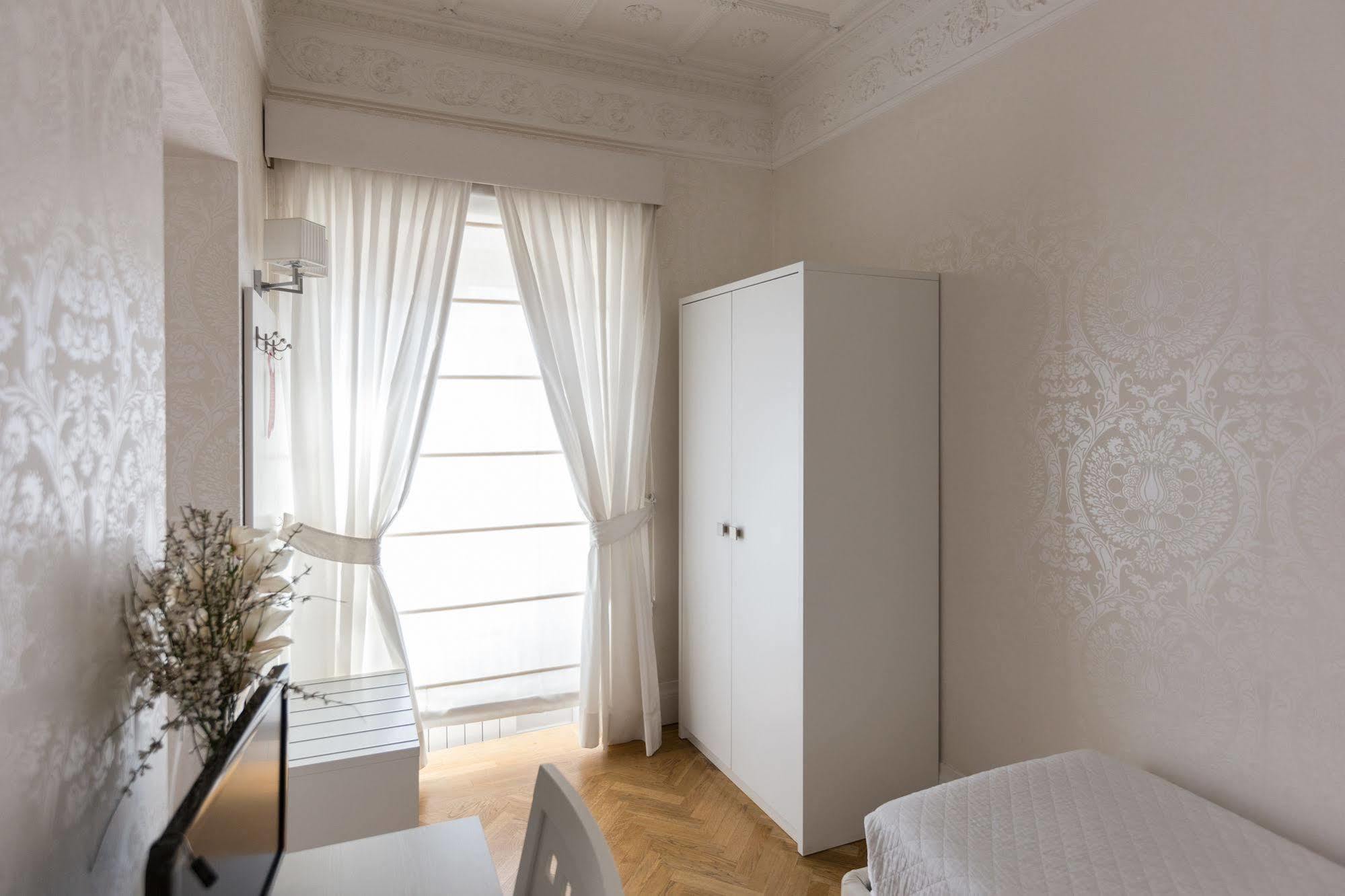 Single Room,1588141374:JPEG