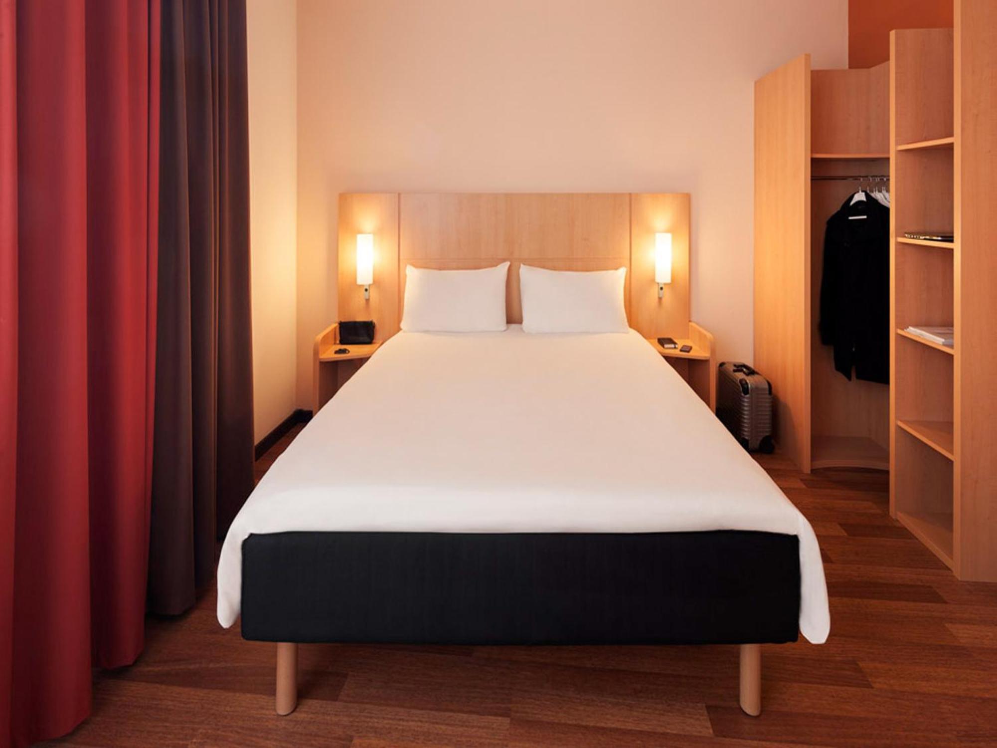 Camera con Letto Matrimoniale e Letto Singolo