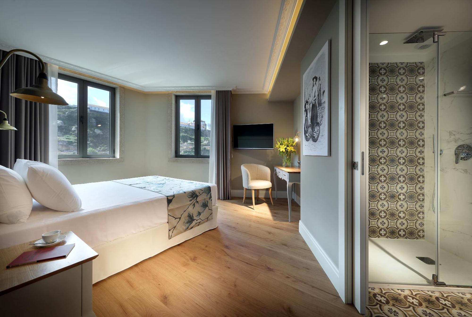 Camera Familiare con Vista Fiume