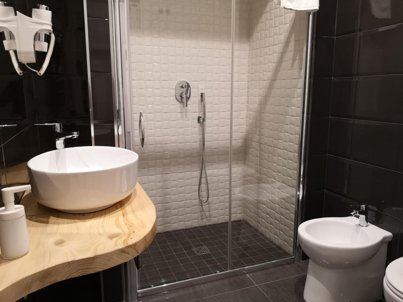 Triple Room,742300384:JPEG