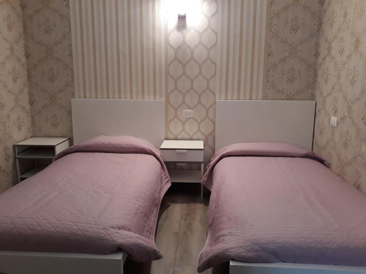 Twin Room,1641061432:JPEG