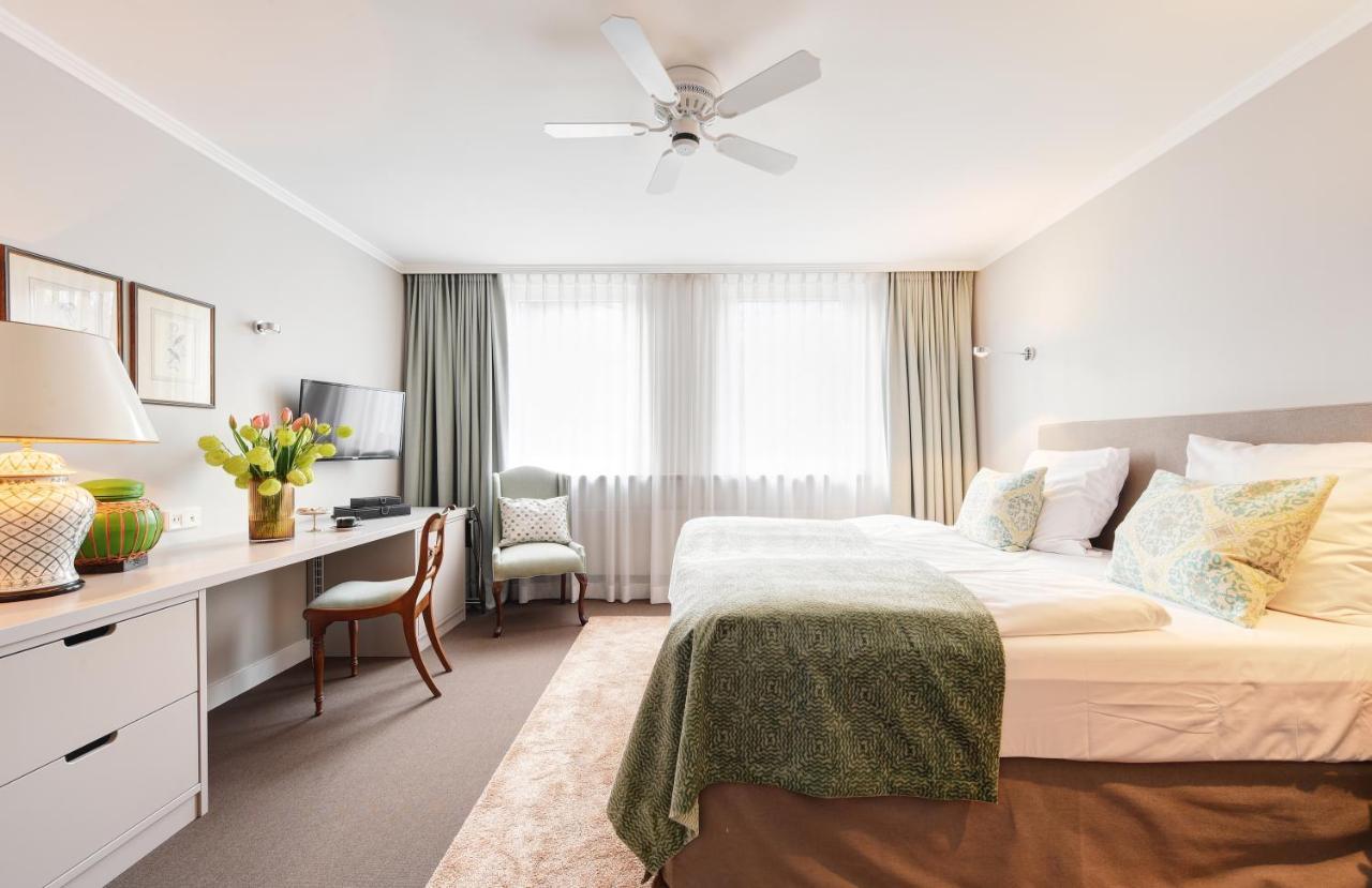 Superior Double Room,942980578:JPEG