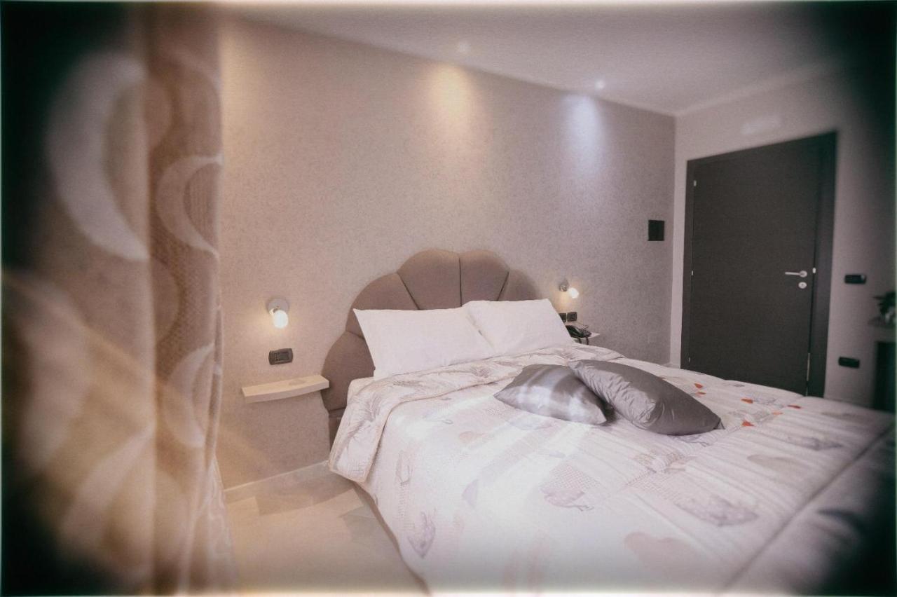 King Room,782074329:JPEG