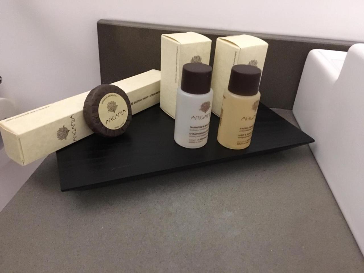 Double Room,1359239546:JPEG