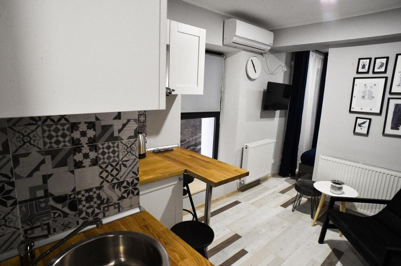 Executive Studio