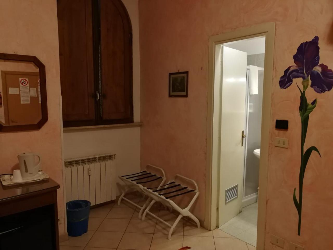 Double or Twin Room with Private Bathroom,766304110:JPEG