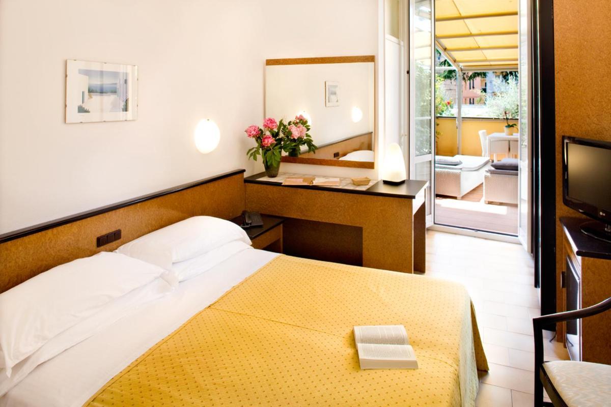 Double Room,768949477:JPEG