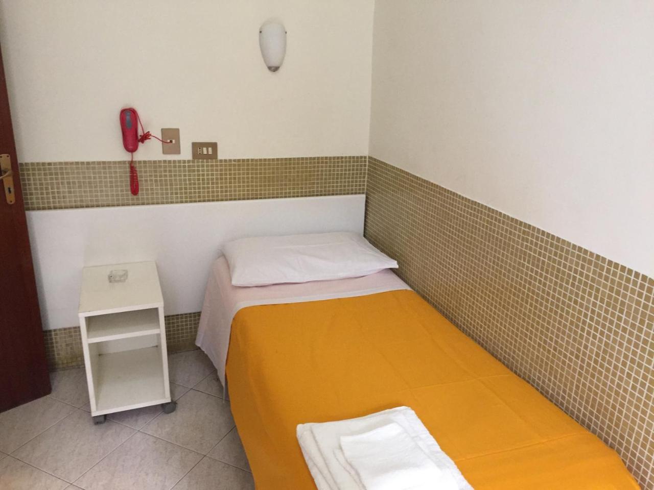 Single Room with Shared Bathroom,769549204:JPEG