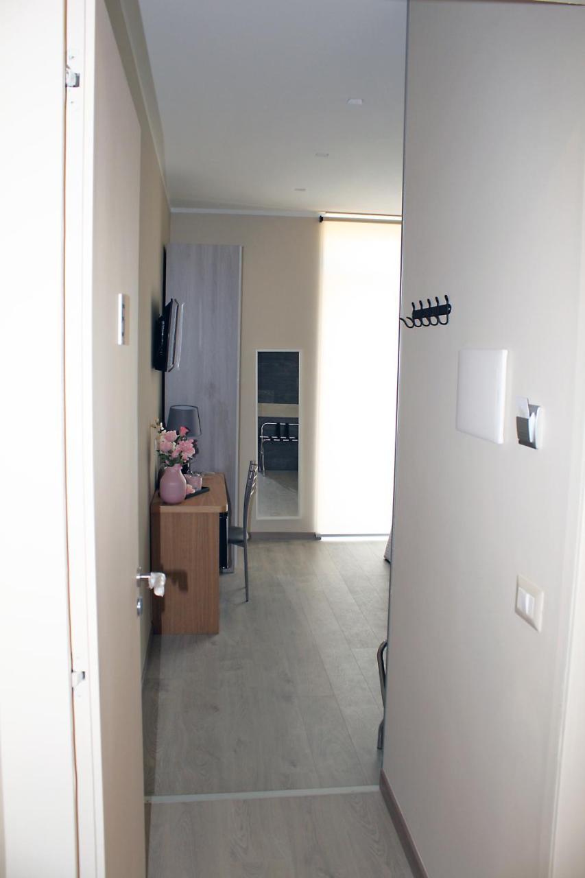 Superior Double or Twin Room with City View,769803898:JPEG