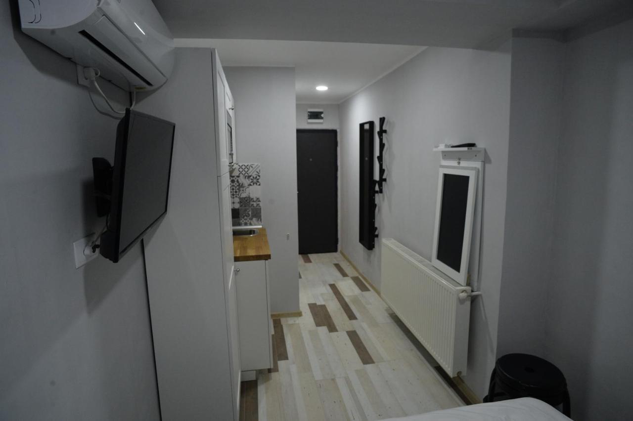 Junior Studio
