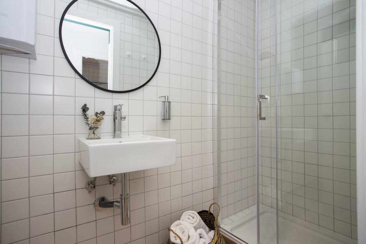 Deluxe Twin Room,778490226:JPEG