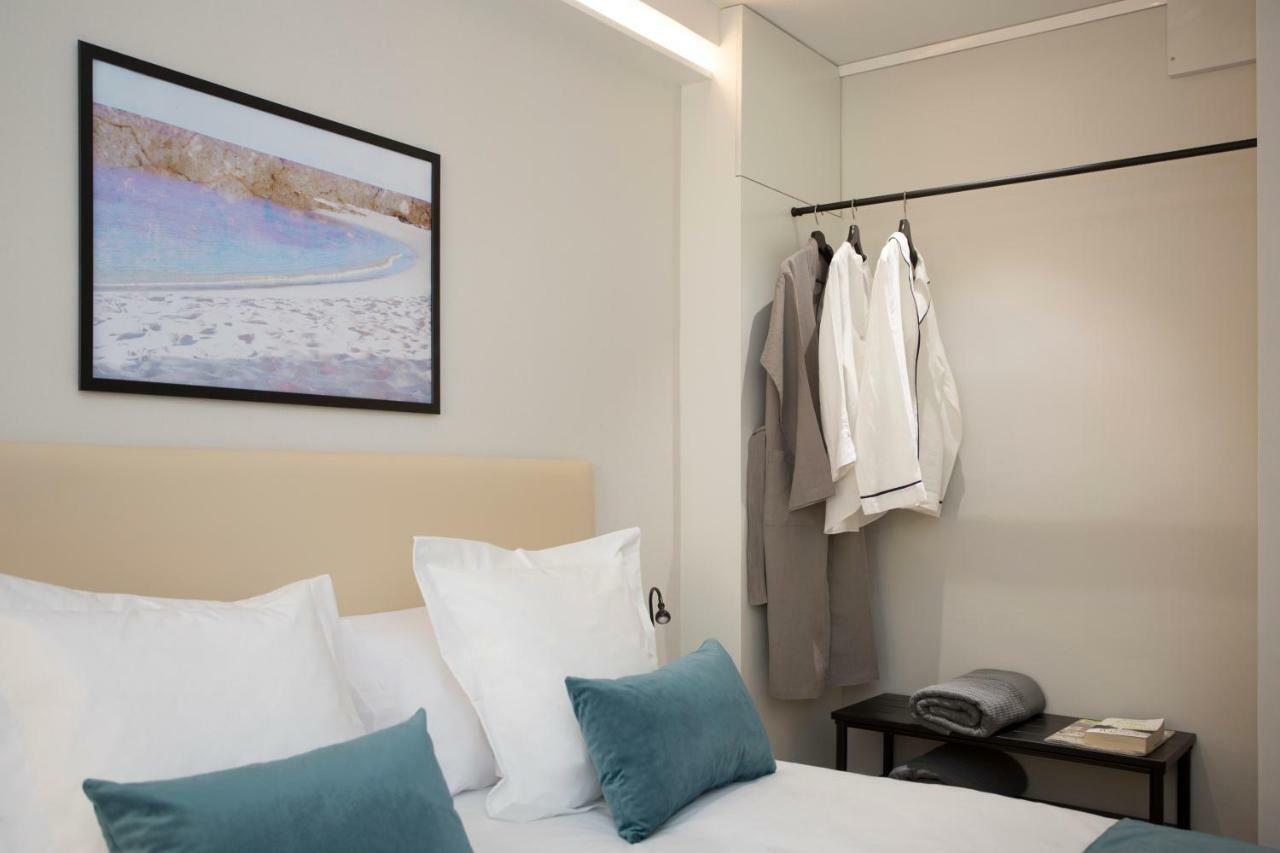 Double Room with Private External Bathroom