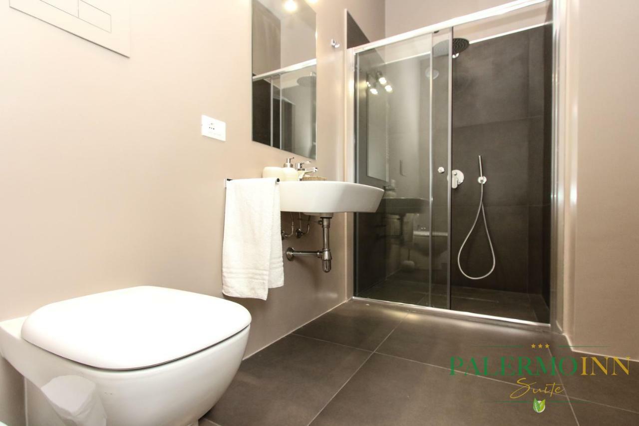 Double Room with Balcony,778900218:JPEG