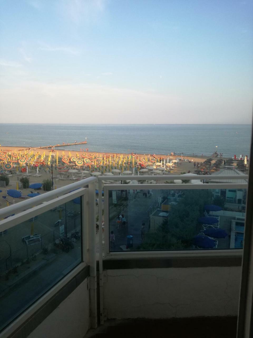 Camera Tripla con Vista Mare