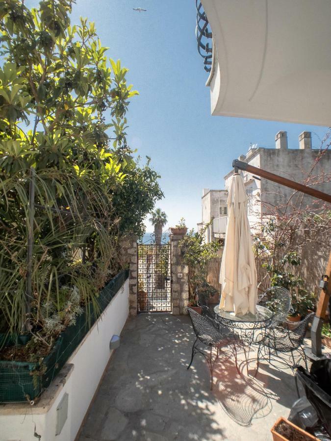 Double Room Patio PA2