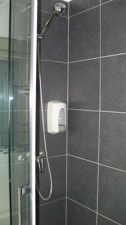 Single Room,799146990:JPEG