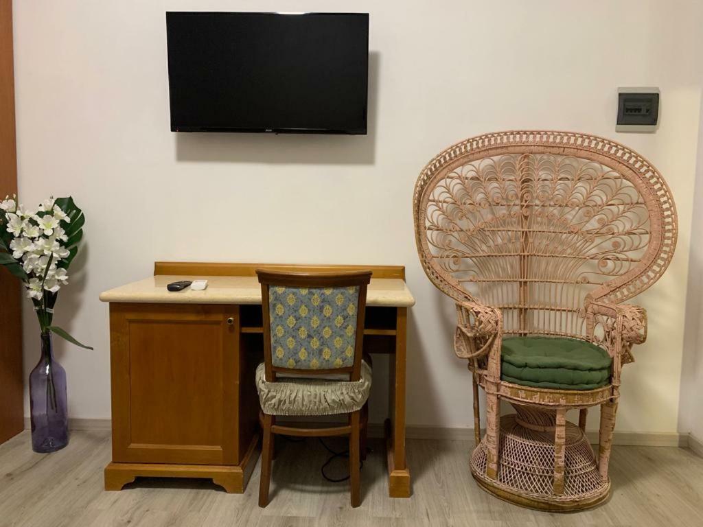 Triple Room,811448739:JPEG