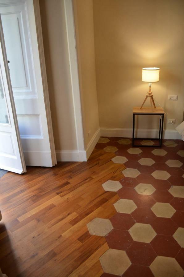 Deluxe Double Room with Balcony,811608711:JPEG