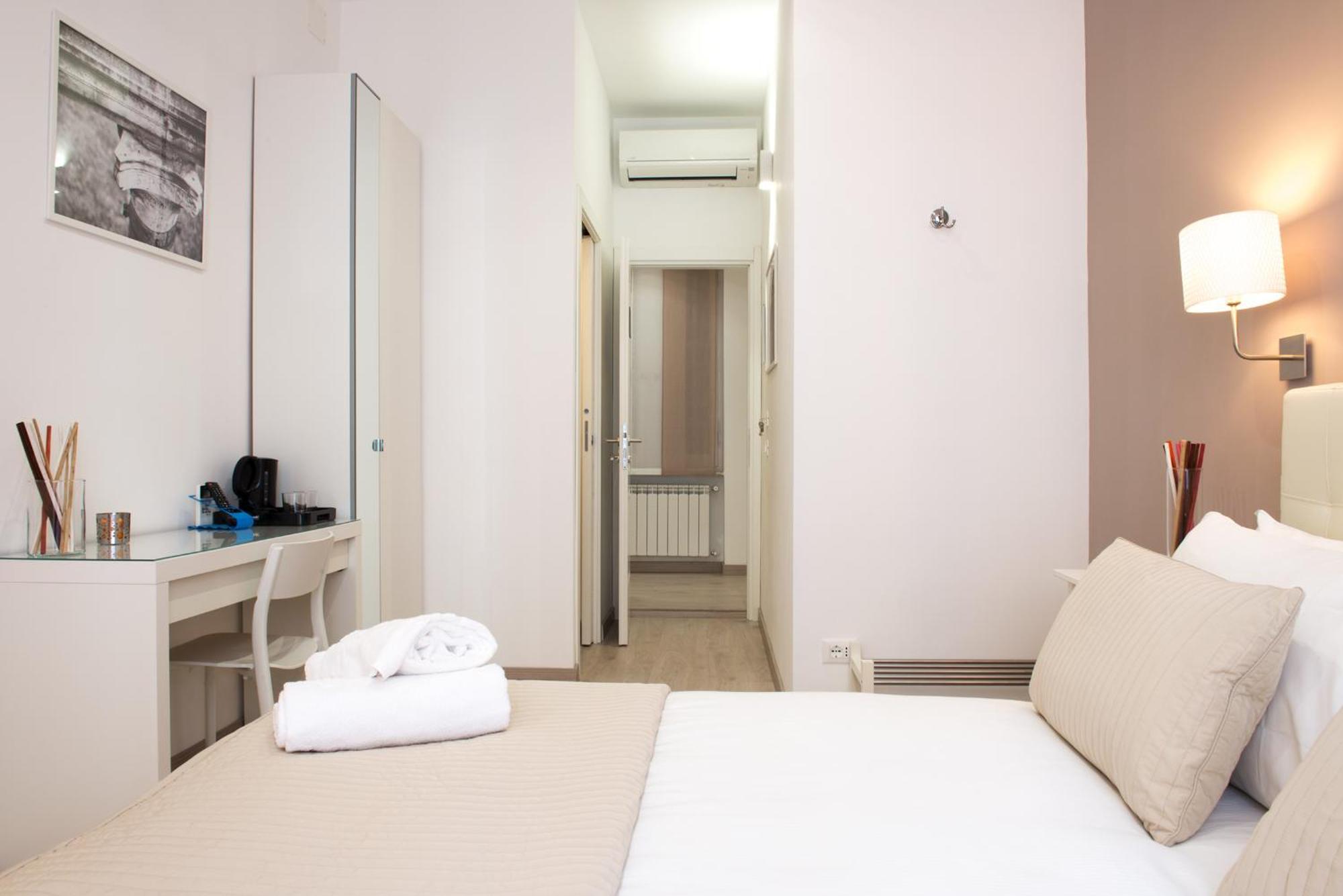 Standard Double Room,823013441:JPEG