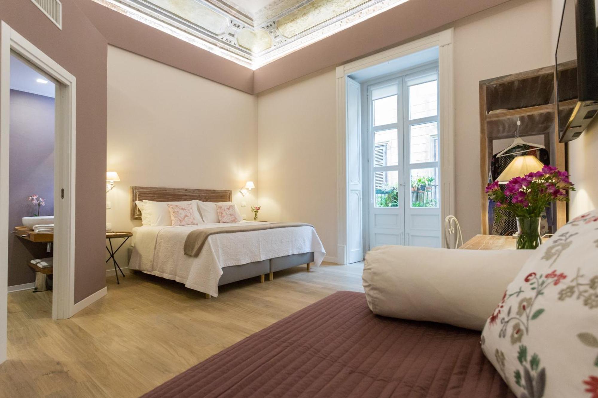 Junior Suite with Balcony,1012644805:JPEG