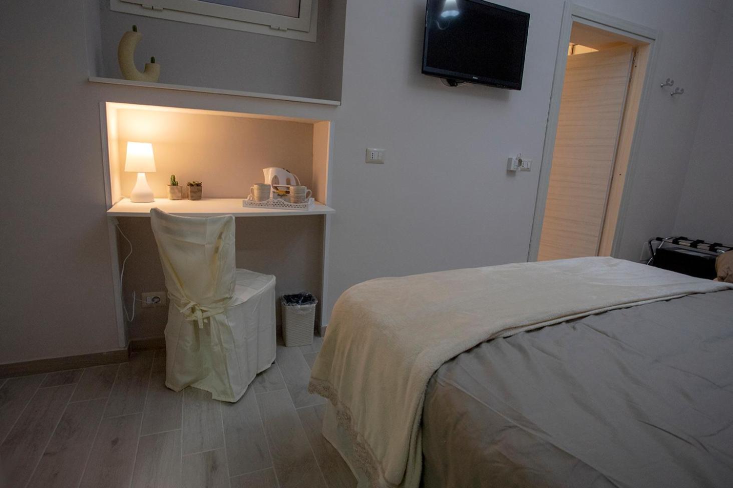 Double Room,891797755:JPEG