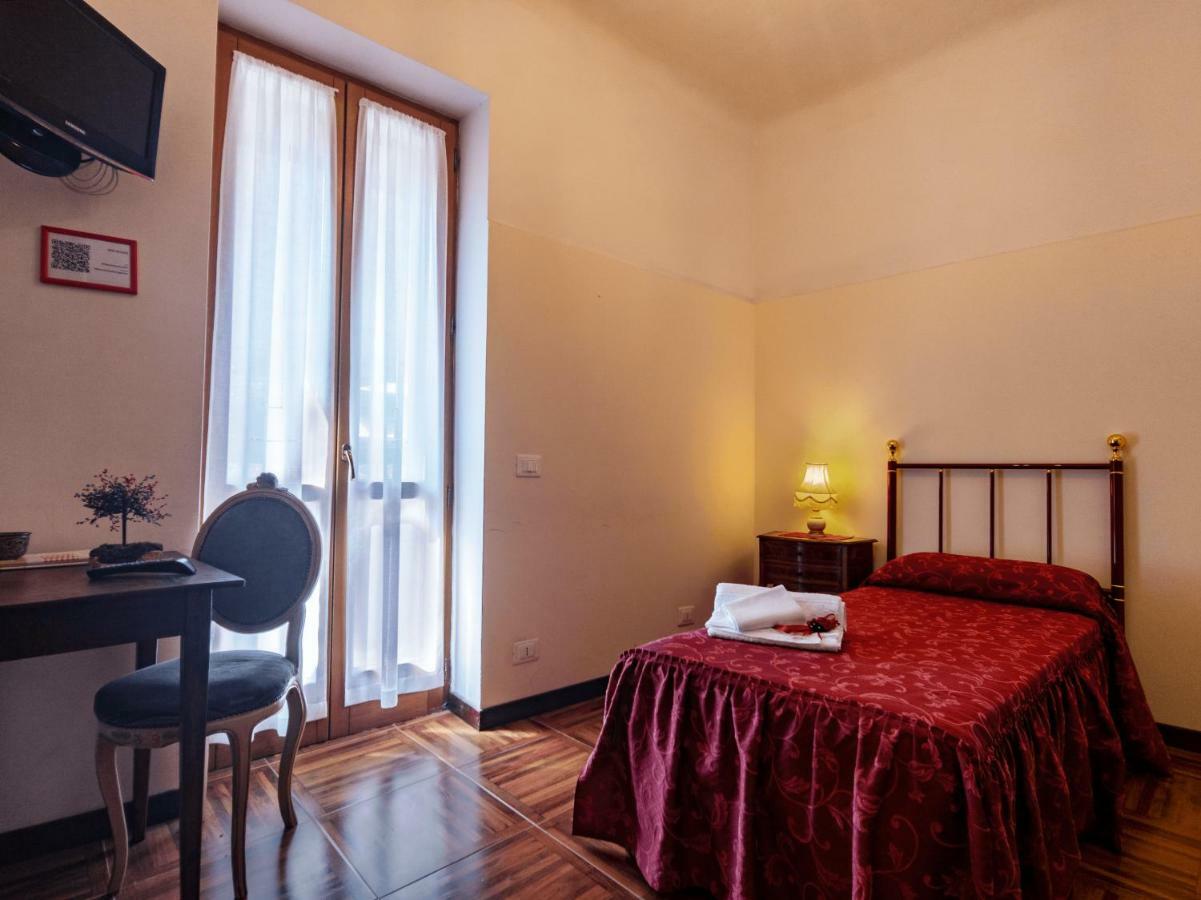 Comfort Single Room with Private Garden - Separate building,847136354:JPEG