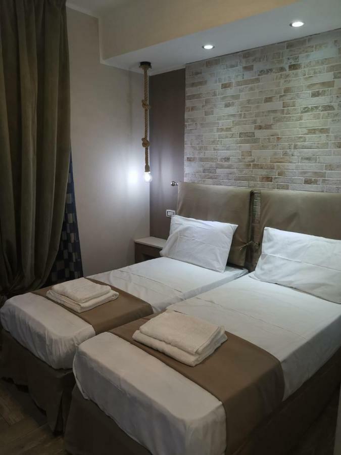 Deluxe Double or Twin Room City View